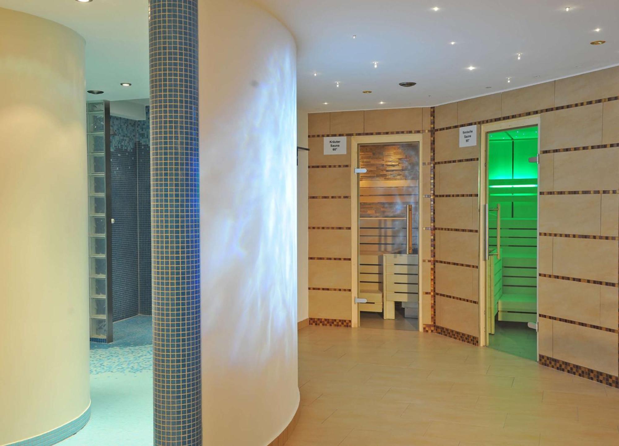 Western Zur Post Hotel 4*